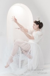 Serreth Model: Katarzyna Rott

Fotografia wykonana podczas prowadzonej przeze mnie lekcji fotografowania w wysokim kluczu :)