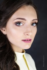Izabell_makeup Beauty 
Mod. Joanna Tarasek
Fot. Grzegorz Przetakiewicz