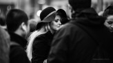 mmoskala Street Portrait - Ulice Liverpool'u - Kobieta w kapeluszu.
