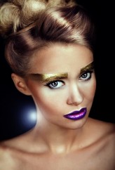 surja Model - Róża Augustyniak
MUA - Dorota Anna Swat
Hair - Klaudia Filipczak Salon Fryzjerski K&K  Neon Shot Photography