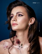 PaulinaPoltorak_Fotografia Publikacja w Imirage Magazine 

Modelka: Żaneta Kotarba
Makijaż&fryzura: Yana Lisna 