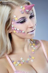 azime-make-up Barbie Unicorn
Kiedy powiesz wizażyście: &quot;Możesz zrobić makijaż jaki tylko chcesz!&quot; - tak to się kończy ;)