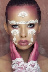 DorisFotografuje Modelka Karolina Bębenek

Makeup Anna Kurzak

publikacja HORIZONT Mag
