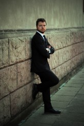 dawiadamcesi Suit business.

Photography by Maciej Malinowski