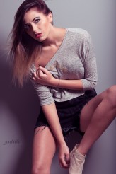 Lentille_Studio Modelka: Ania Mielczarek
Makeup: Izabela Piękoś
Foto: Kuba Zembroń