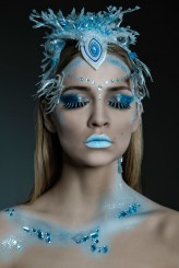 azime-make-up Ice Ballerina
