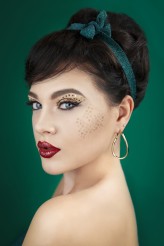 niema Makeup: Magdalena Sadowska
Model: Julia Machura
