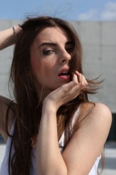 haaikaa model: Krystyna Zimnicka | make-up: Emilia Wąsik