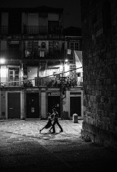 nieustannie Opowieść o tango z Porto w tle. 
 Szukam par, które tańczą tango, by kontynuować tę serię. Zapraszam do kontaktu :)