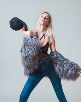 elfka_ubiera photo: Adam Trzaska
model: Paulina Starosielec / Team Agency
make up & styling: Ewa Michalik