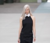 Francuski pociąg do kariery. Ola Rudnicka w najnowszej kampanii Chanel Cruise 2019/2020    