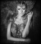 kto_kot Modelka: Klaudia
Makijaż, fryzura i kostium: Karina Czapla / https://www.facebook.com/tendere.fashion
