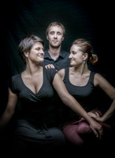 subob polsko - ukrainskie trio Dagadana

Bardzo polecam:
http://www.youtube.com/watch?v=YiRfbn5V4Uc