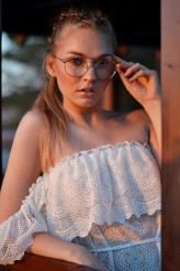 x_misiak Sesja zdjęciowa dla Muscat Eyewear 

Fotograf - Sylwia Krzysiak
Modelka - Michalina Klimek
Makijaż i fryzura - Paula Wąsowska

sukienki i spódnica Bizuu, 
kurtka Zara, 
braletka H&amp;amp;M, 
buty własność modelki, 
okulary Muscat Eyewea