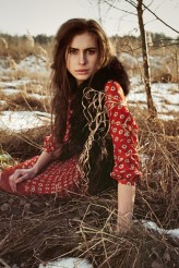 anna_lotkowska Photographer: Artur Verkhovetskyi
Model: Vera Bronowicka |AS MANAGEMENT
MUA: Anna Lotkowska
Stylist: Linni Lavrova