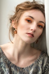 Fotochris Modelka: Natalia Matviychuk
Mua: Asia Buczyńska Make Up
Stylizacj: Non Tess
Miejsce: Pałac Godętowo
Plener z Bokeh Lovers - Plenery Fotograficzne