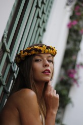 Izzzy Córdoba - España

Corona de flores ;) 

Pedro Moreno Photograph <3