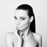 fd www.damiannowak.pl http://www.damiannowak.pl/blog/
Damian Nowak Portret beauty Fashion