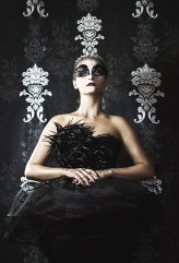 emilias                             mod. Angelina Kierońska
make-up Monika Stec
styl. M&E Stec            