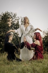 xbabygorillax Foto: @spokoczosnek
Models:
@neruda.x
@blackpoison_queen