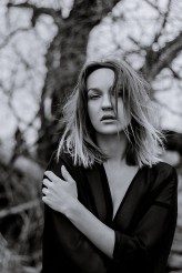 allana Wind's whispers 

model: Nicole Kulesza