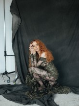 selene modelka Paulina Mieczkowska-Tumiłowicz
fot: Aleksandra Lemke,
make up: Mila Volkova
sukienka: Sylwia Romaniuk