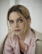 blusher model Karolina Hajziuk
foto Karolina Wybraniec
stylistka Sylwia Morawska