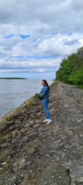 tosskaa #natural #beauty #jeans #woman