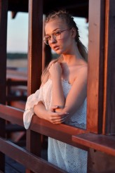 x_misiak Sesja zdjęciowa dla Muscat Eyewear 

Fotograf - Sylwia Krzysiak
Modelka - Michalina Klimek
Makijaż i fryzura - Paula Wąsowska

sukienki i spódnica Bizuu, 
kurtka Zara, 
braletka H&amp;amp;M, 
buty własność modelki, 
okulary Muscat Eyewea