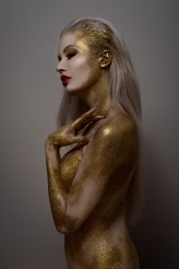 dee Model: Ann
photo: DEE Photography
Make up: Sandra Knoll Make up
Post production: Catherine Borisenko