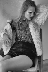 MagdalenaCzajka modelka: Paulina / Embassy Models