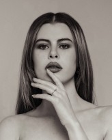 Julia_Vivienne