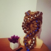 Enik_hairstyle            