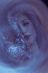 panna_z_aparatem                             model: Julia Pajdowska            