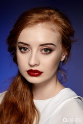 claudieexmakeup                             model: Adrianna Ginter
fot: Emil Kołodziej
make up/hair: Klaudia Łatak
prod: Artystyczna Alternatywa             