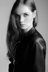 rima19 fot: ja
modelka: Marta / agencja Myskena
wizaż: Katarzyna Pasek Makeup Artist
studio: Bogdan Bugajski, Studio 214