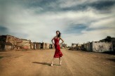 Valdelmare The girl in red in the slums 3