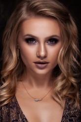 t.bojakowski Edytorial/tutorial dla magazynu Makeup-Trendy (04/2019)

Modelka: @liberateme.1