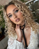 olvwva  Modelka na makijażu u Siedlecka Makeup Artist - Łódź