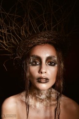 bonitaa Make up: Patrycja Żurek
Fot: Ewelina Słowińska
Szkoła Wizażu i Stylizacji Artystyczna Alternatywa