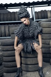 tomaszc Nazwa projektu - Moda nieZŁOMnie Artystyczna
Modelka - Justyna D
Makeup - Kasia Macioch
Fashion by Ana Cichosz
