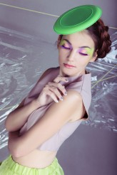 madamhummingbird http://www.dreamingless.co.uk/post/133166492655/candy-lady-photographer-maria-kania-mua-agata#notes