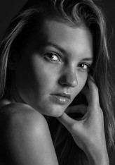 americansoul                             mod.: Agata Strzelecka // DK Models
 
 Więcej zdjęć tu:
 http://oskarzalita.tumblr.com            