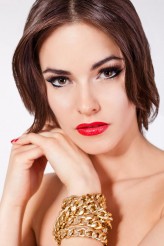 roksana_18 Make up - Oktawia Celij 
Foto - ISO 100 Studio 