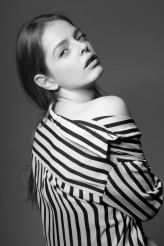 tobisko                             Model test
Marta @ D'vision
MUA: Delfina Kardaś - Kotlicka            
