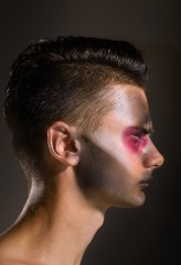 czizzz make-up: Gabriela Ganczarska
model: Filip
photographer: Marcin Ściegienny
