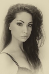 femaroa                             model: Aleksandra Joanna            