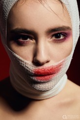 bonitaa Make Up: Joanna Chruściel
Fot: Emil Kołodziej
Szkoła Wizażu i Stylizacji Artystyczna Alternatywa