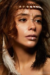 bonitaa Make Up: Julia Puchalska
Fot: Emil Kołodziej
Szkoła Wizażu i Stylizacji Artystyczna Alternatywa