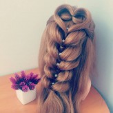 Enik_hairstyle            